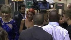 El beso de Bieber y Selena Gomez que asquea a Taylor Swift